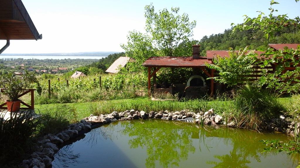 Hotel Kincses Vendeghaz Balatongyörök Exterior foto