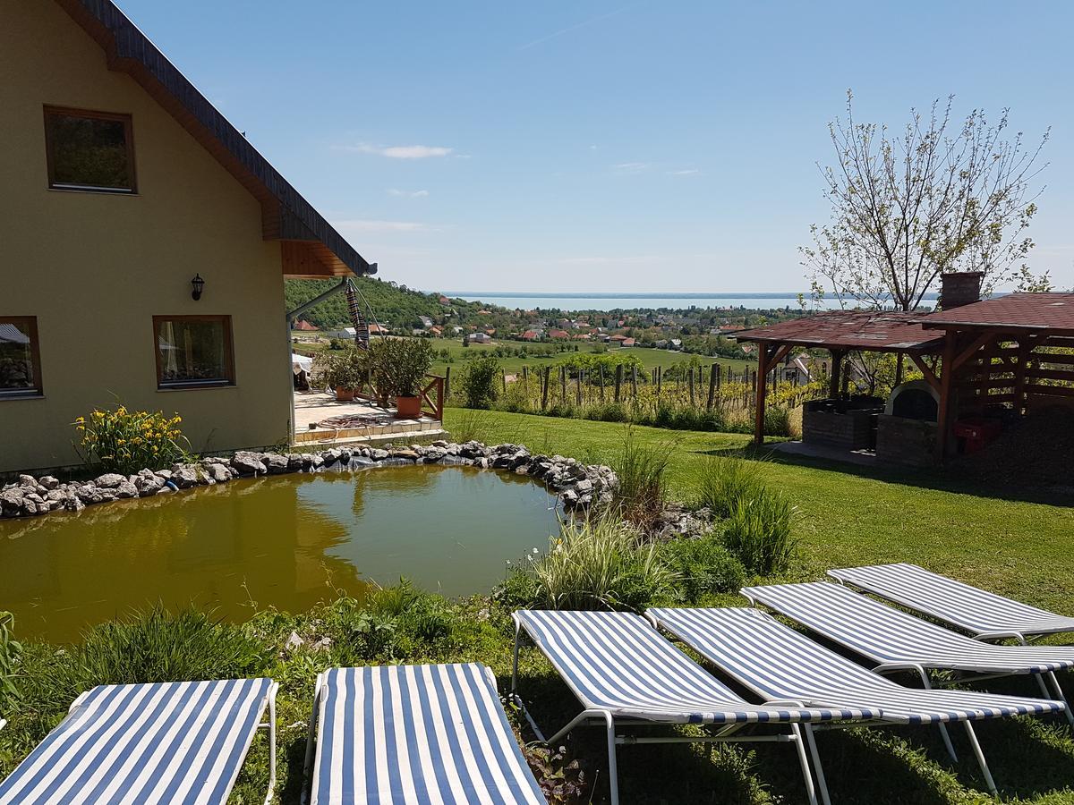 Hotel Kincses Vendeghaz Balatongyörök Exterior foto